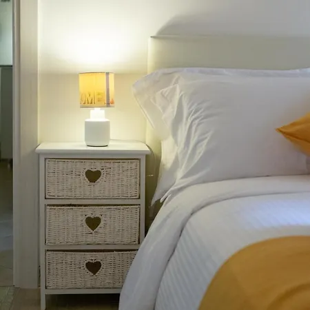 Bed & Breakfast A Casa Di Giuly Naples